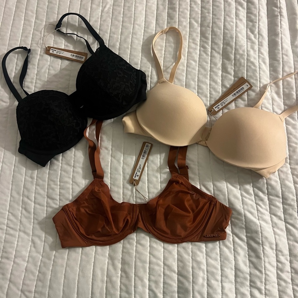 SET OF THREE SKIMS BRAS